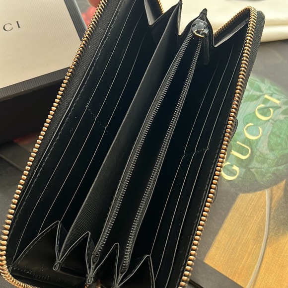Authentic Gucci GG Guccissima Bow Zip Wallet - Picture 7 of 17